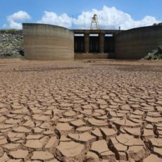 Consumo de volume morto de reservatórios X qualidade da água consumida